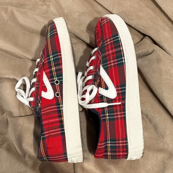 Red Plaid Tretorn Sneakers size 7 - Picture 4 of 9